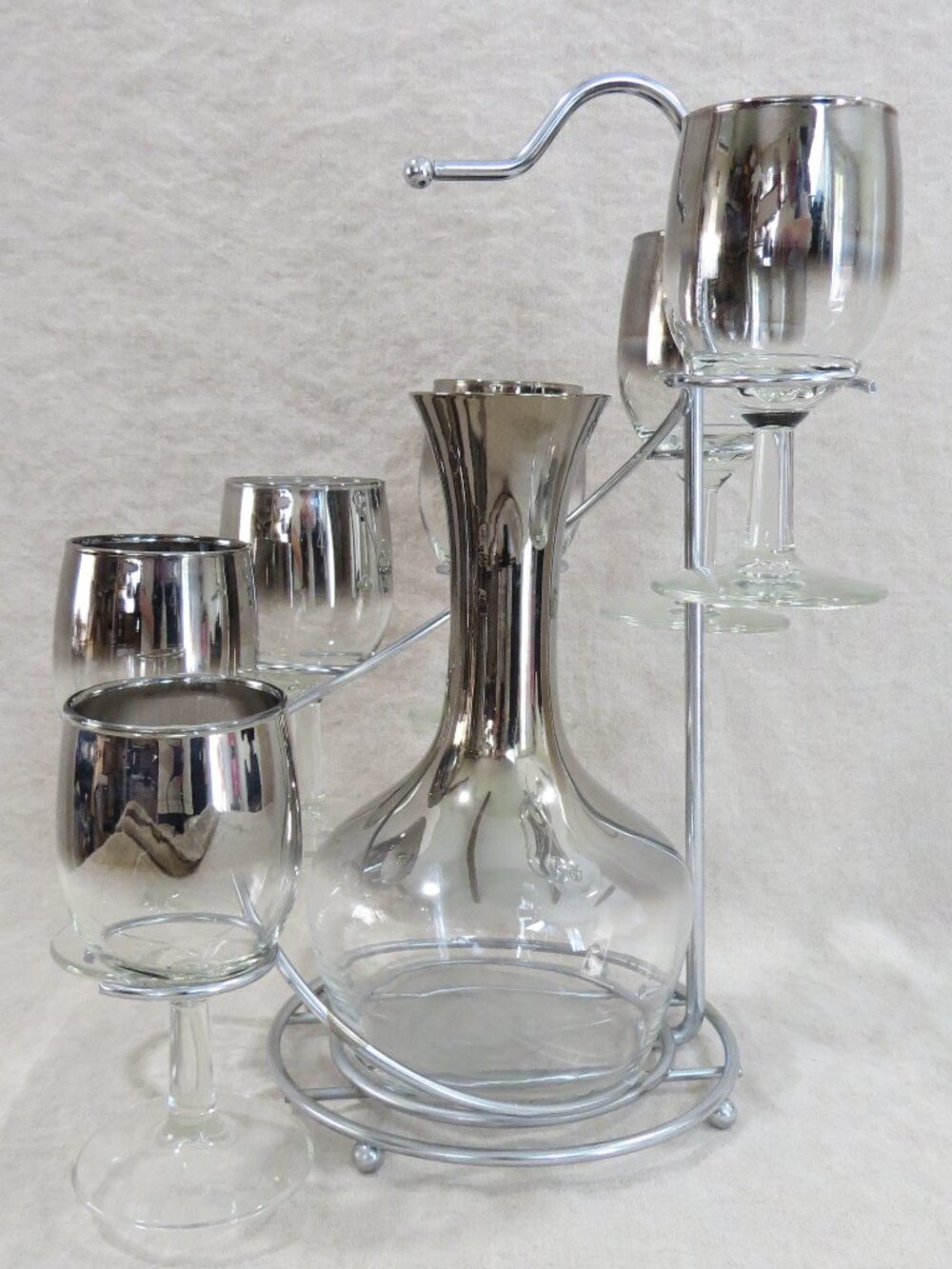 Vintage Mid-Century Modern Silver Fade Decanter w/ Wine Glasses Chrome Caddy
